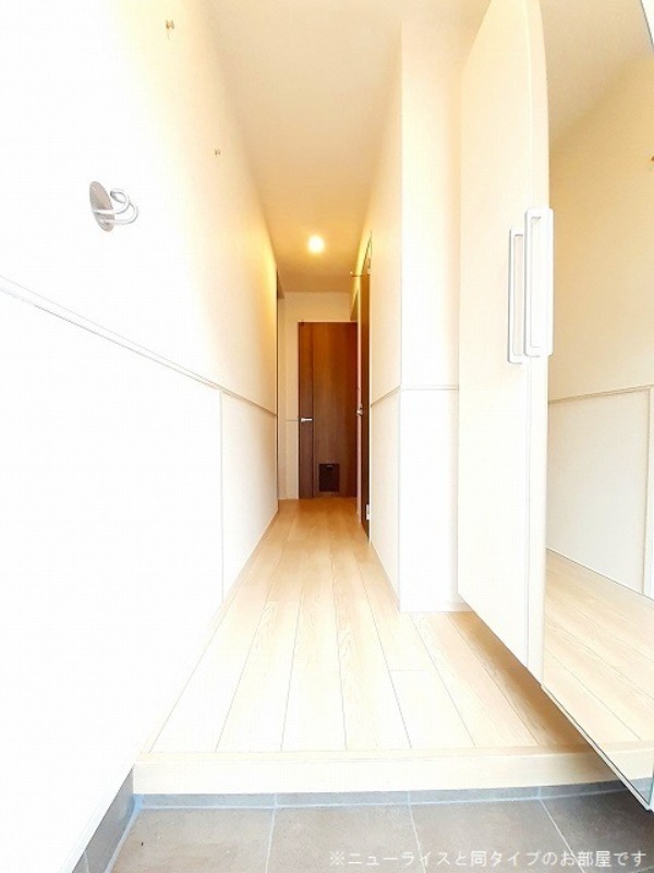 玄関　図面と現状に相違がある場合には現状を優先