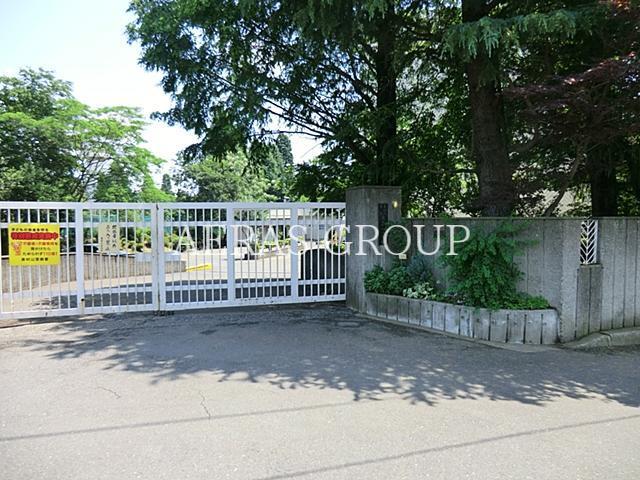 小学校　東村山市立東萩山小学校（小学校）まで755m