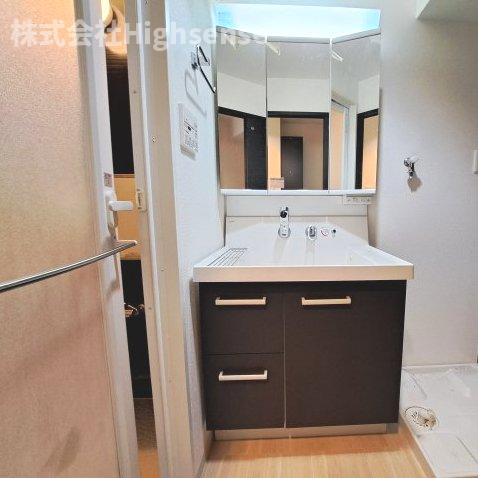 洗面設備　忙しい朝には欠かせない洗面所です