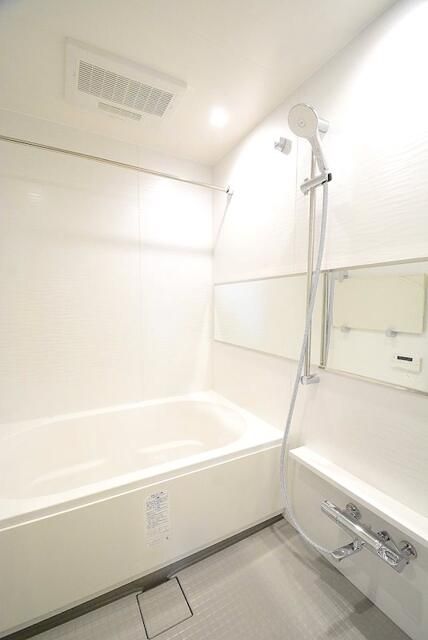 バス・シャワールーム　きれいなお風呂です