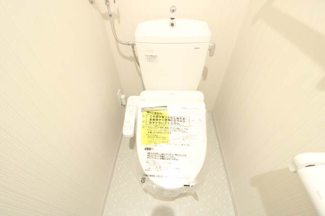 トイレ　トイレ、ウォシュレット付き！