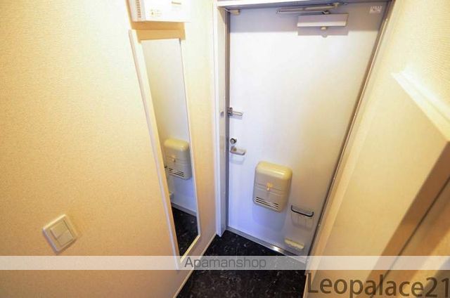 ＪＲ香椎線 酒殿駅 徒歩9分 2階建 築9年の玄関写真