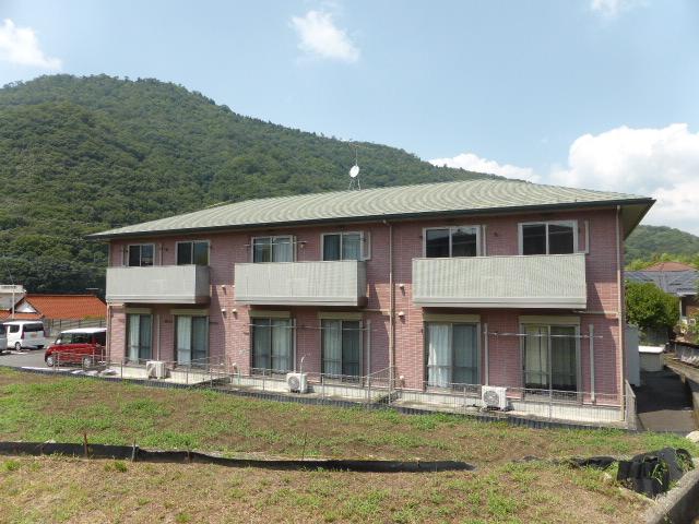 建物外観　外観は落ち着いています