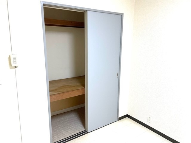 収納　浴室乾燥機