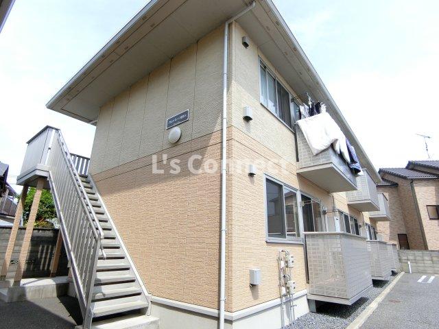 建物外観　２０１２年築のアパートです。