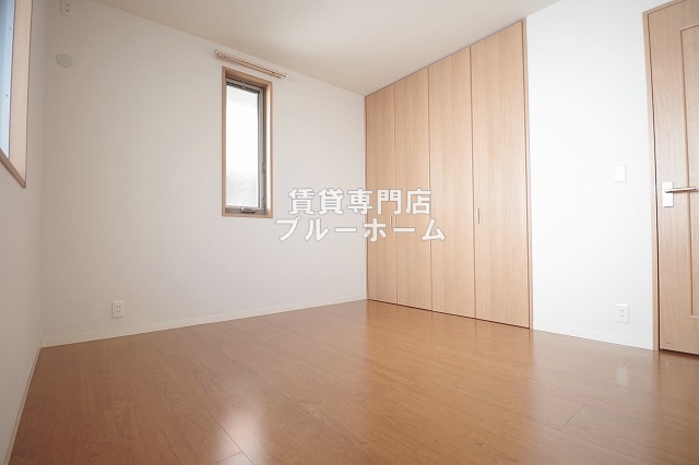 その他　6.4帖の洋室です！