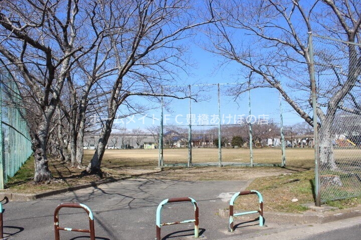 公園　三本松公園（公園）まで816m