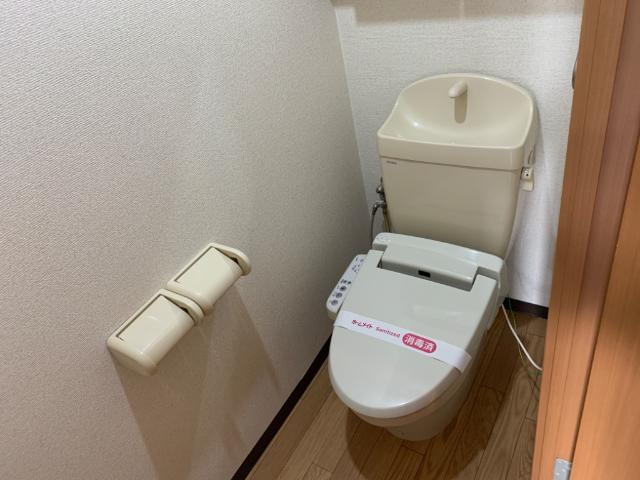 トイレ　シャワー付トイレ