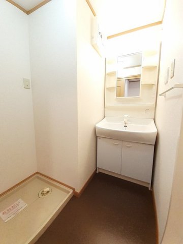 洗面設備　洗面所です