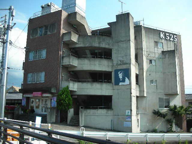 建物外観　完成写真
