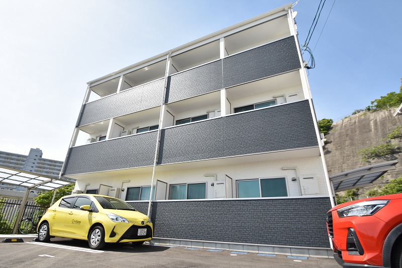 建物外観　お問合せはシティホーム海田センター　082-821-2227