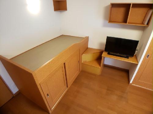 その他設備　備付ベット完備　大型収納付き