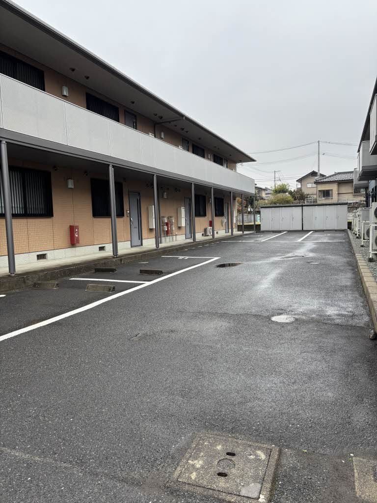 駐車場　駐車場