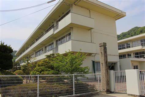 小学校　上郡町立山野里小学校（小学校）まで1119m