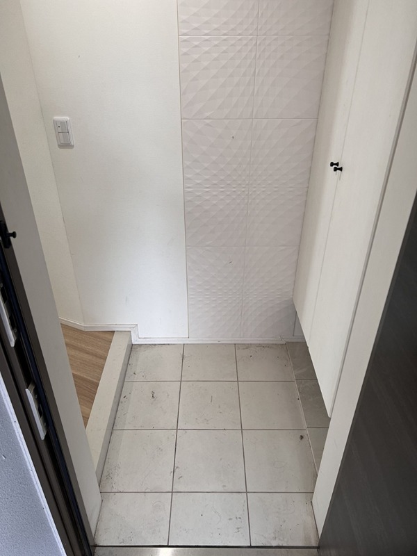 玄関　別部屋参考写真