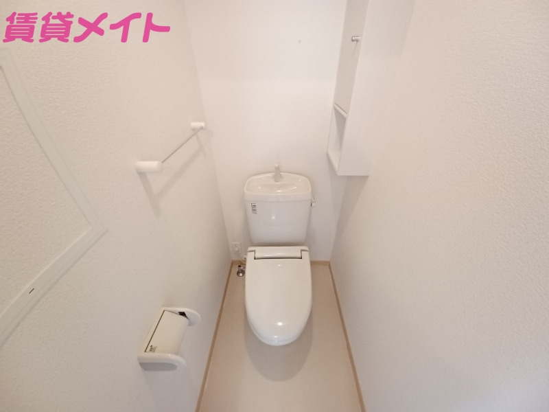 トイレ　同型部屋写真です。