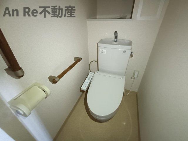 トイレ　別部屋イメージ写真