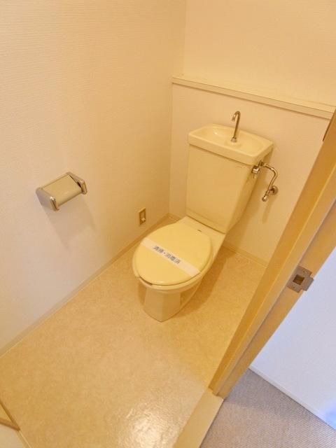 トイレ　トイレも大切な空間ですよね♪
