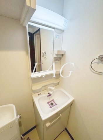 洗面設備　独立洗面台です。