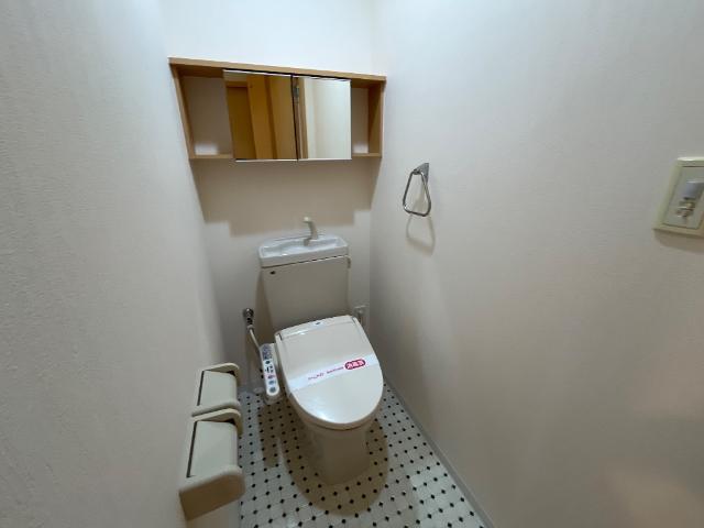 トイレ　シャワー付トイレ