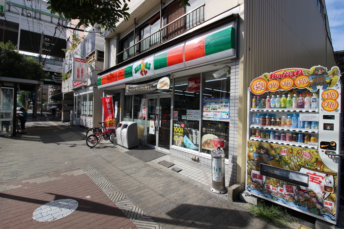 コンビニ　サンクス（コンビニ）まで130m