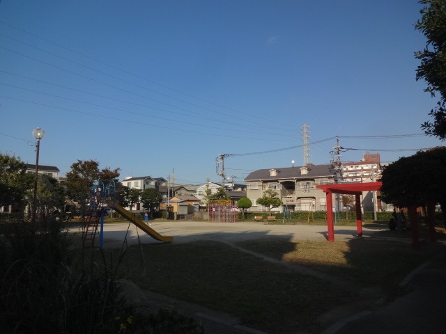 スーパー　ワイズマート南行徳店（スーパー）まで499m