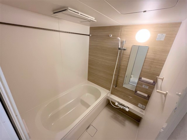 バス・シャワールーム　★同施工建物の参考写真です★