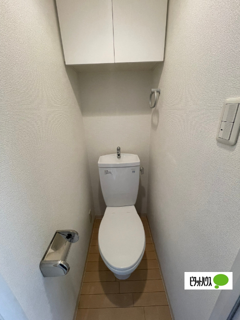 トイレ　別部屋写真
