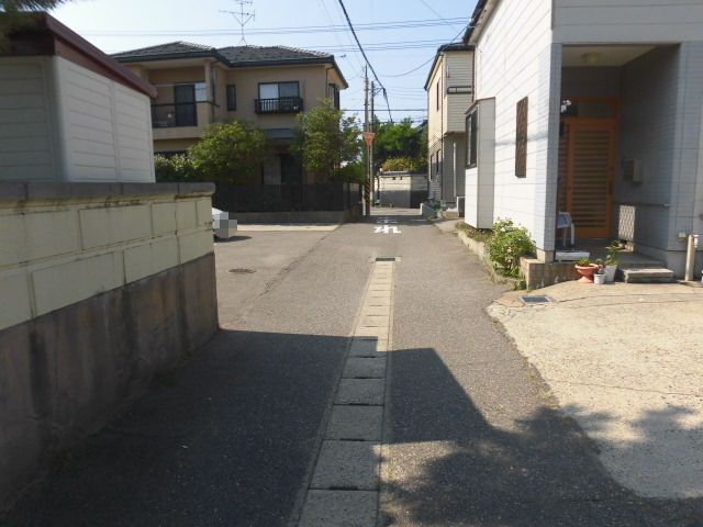 その他　前面道路（その他）まで0m