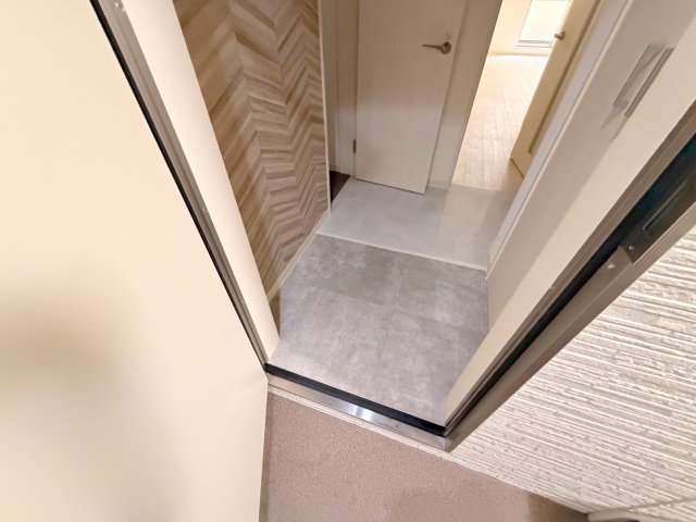 玄関　素敵な玄関は毎朝あなたを元気に送りだしてくれますよ。