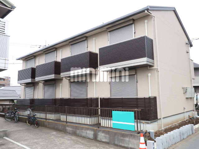 建物外観　単身者向けアパートです