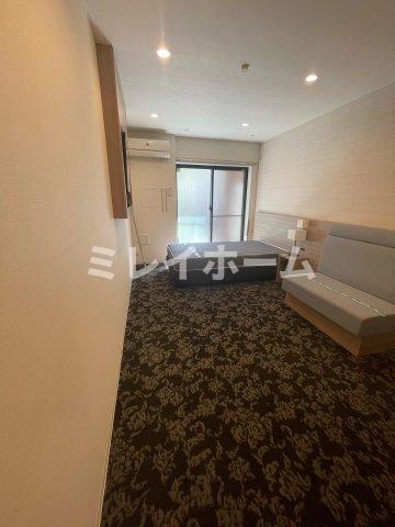 居室・リビング　同建物内、別のお部屋の参考写真になります。