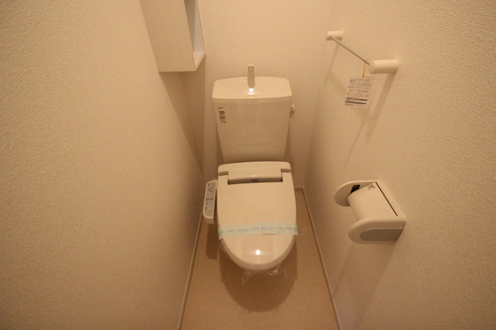 トイレ　※別部屋の写真です