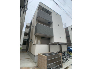 建物外観　オートロック、モニター付きインターホン完備☆