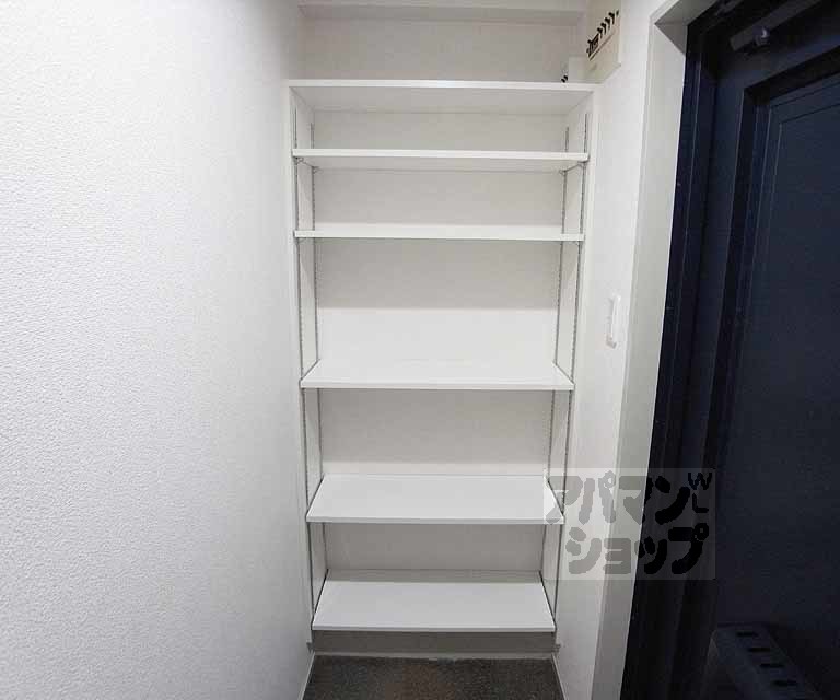 収納　みせる下駄箱です。