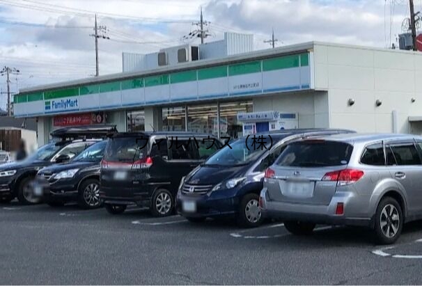 コンビニ　ファミリーマートMYS堺神石市之町店（コンビニ）まで717m