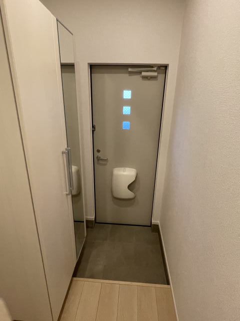 玄関　同仕様