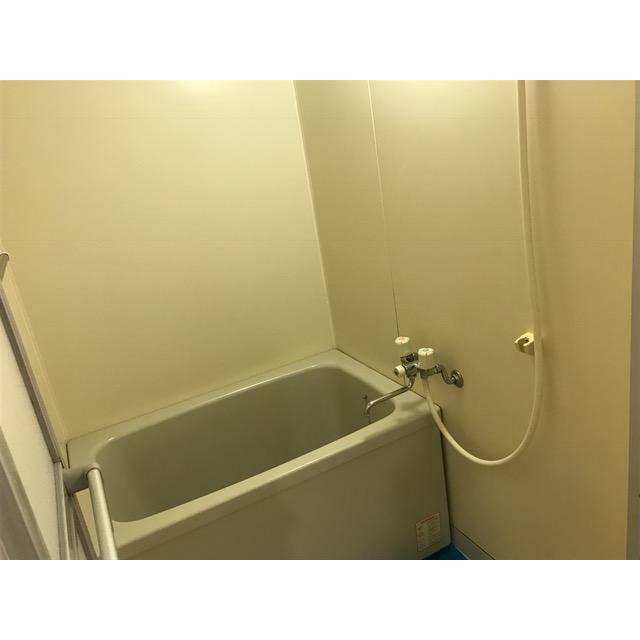バス・シャワールーム　別部屋参照写真