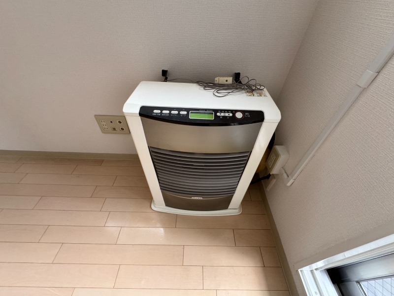 その他　灯油暖房が設置されているので冬場も快適です！