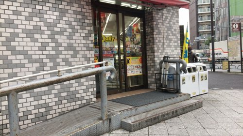 コンビニ　デイリーヤマザキ 平和島店（コンビニ）まで124m