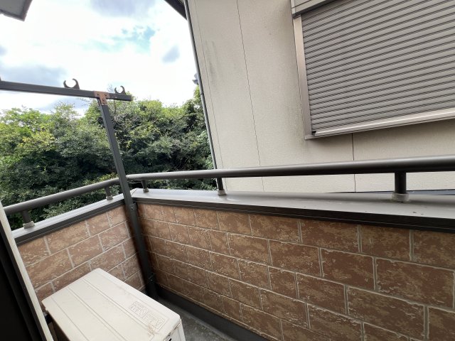 バルコニー　陽当たり良好なバルコニーです