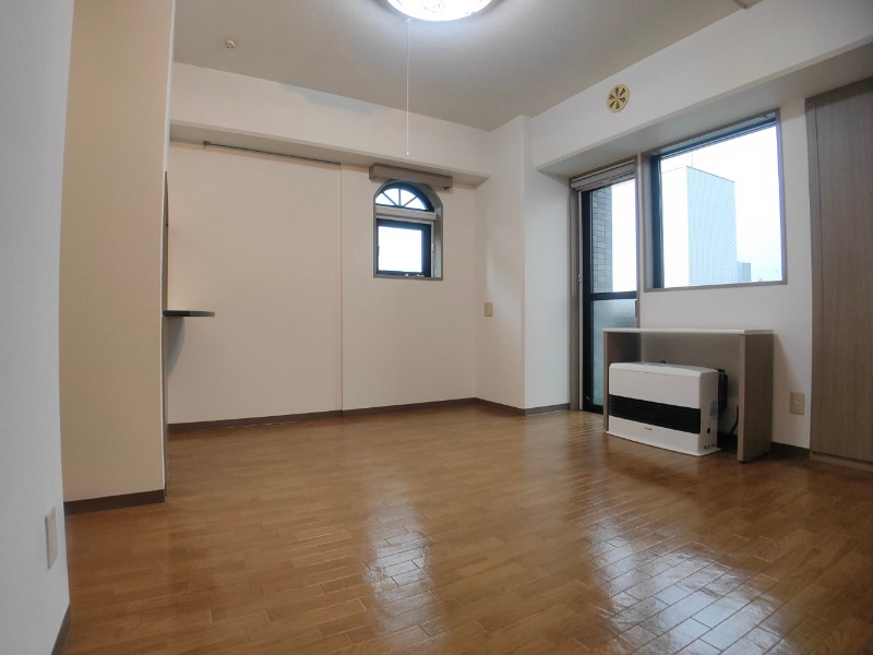 その他部屋・スペース　明るいお部屋は気持ちよく過ごせそうですね。
