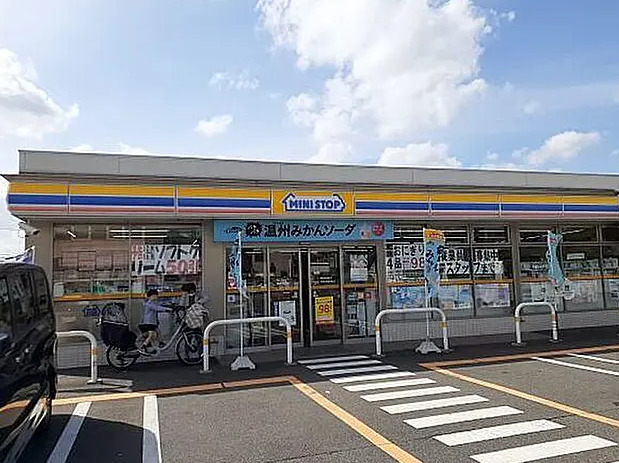 コンビニ　ミニストップ 船橋滝台店（コンビニ）まで970m