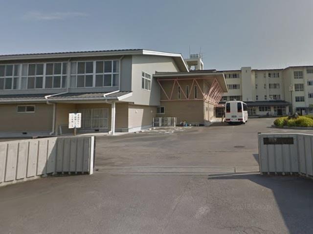 眺望　掛川市立桜ヶ丘中学校まで1500m