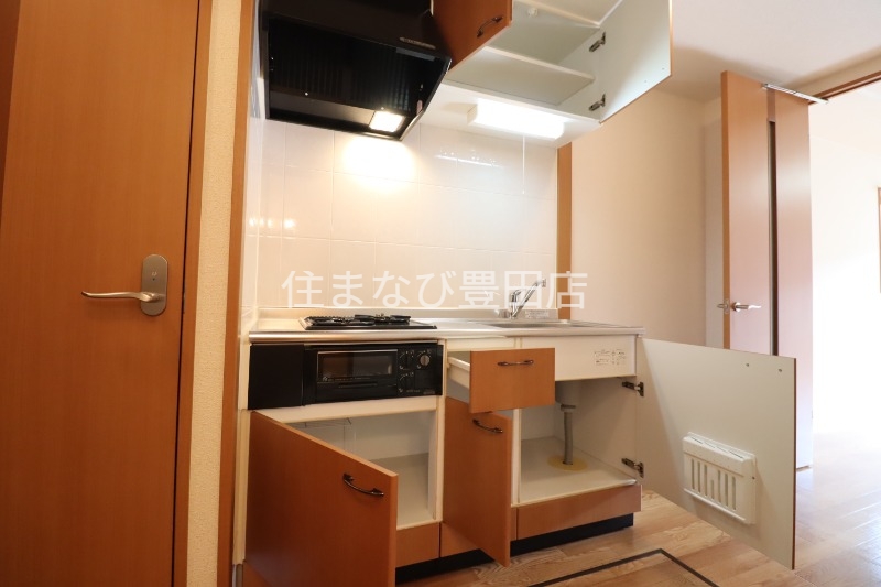 キッチン　同型別部屋写真