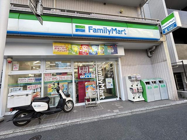 コンビニ　ファミリーマート立川四丁目店（コンビニ）まで167m