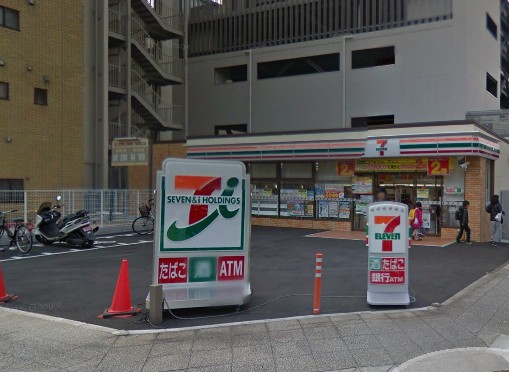 コンビニ　セブンイレブン 横浜弥生町3丁目店（コンビニ）まで322m