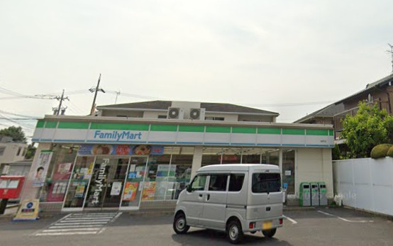 コンビニ　ファミリーマート 城町店（コンビニ）まで260m