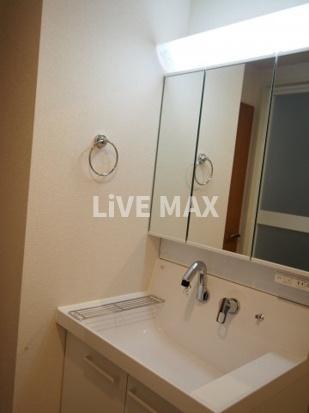 洗面設備　モデルルーム写真