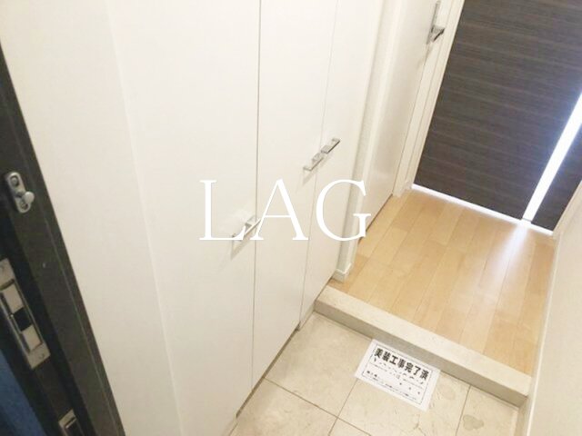 玄関　玄関です。